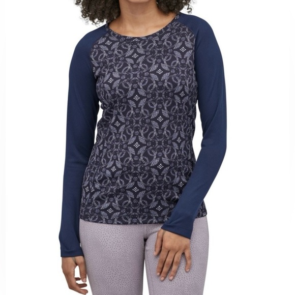 Patagonia Tops - Patagonia|Capilene Midweight Base layer crew top, Cool to Cold•••Size Medium